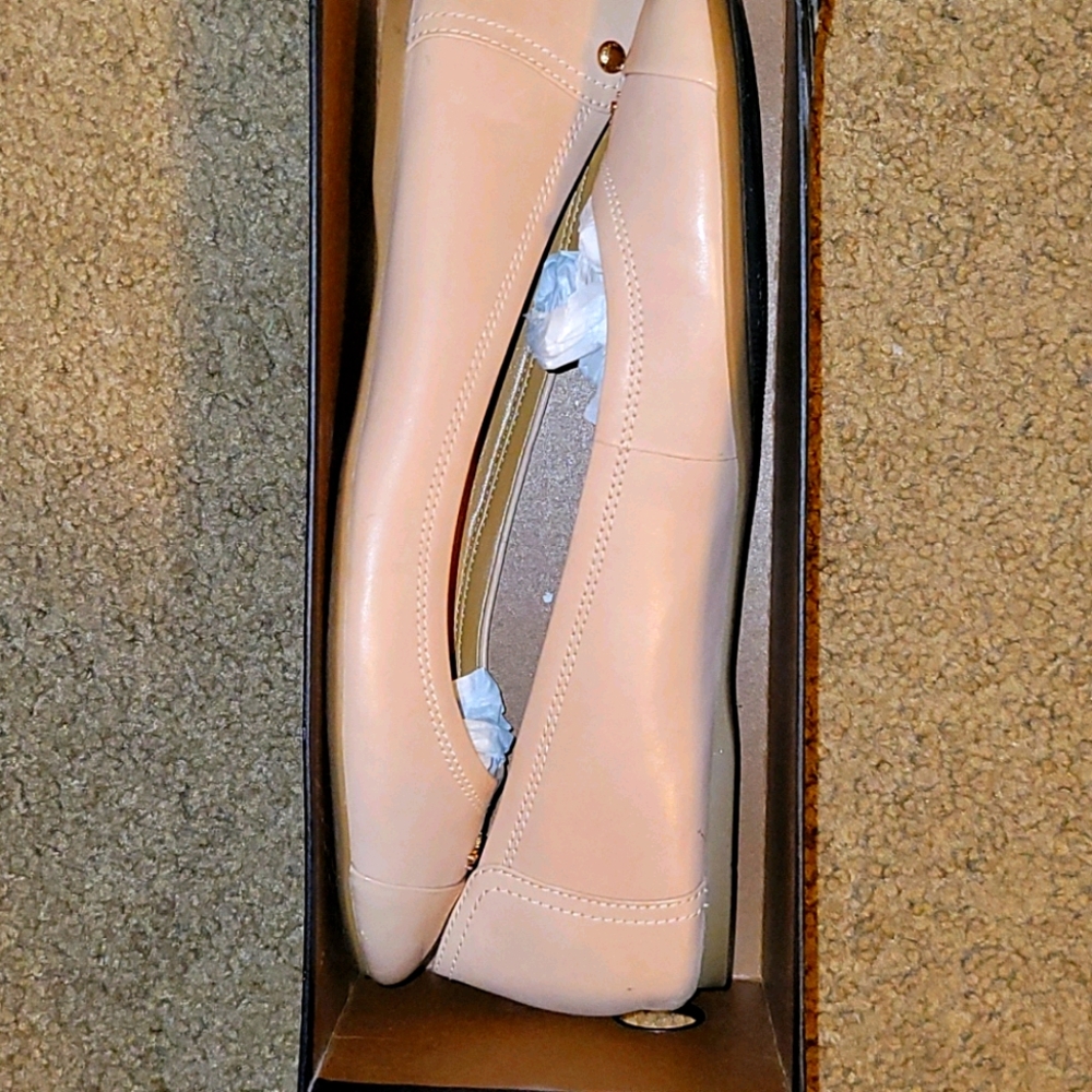 Coach ballet flats only worn a few times